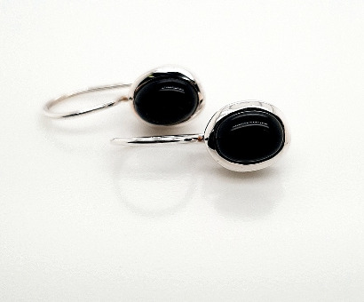 Cocktail Earring Oval Onyx 
